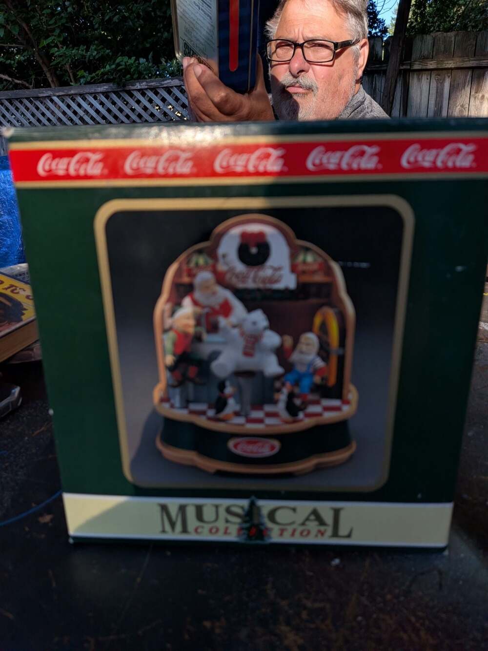 Vintage 1994 Coca-Cola Musical Collection Santa's Motion Musical Box
